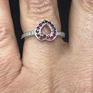 14kt white gold ruby and diamond ring